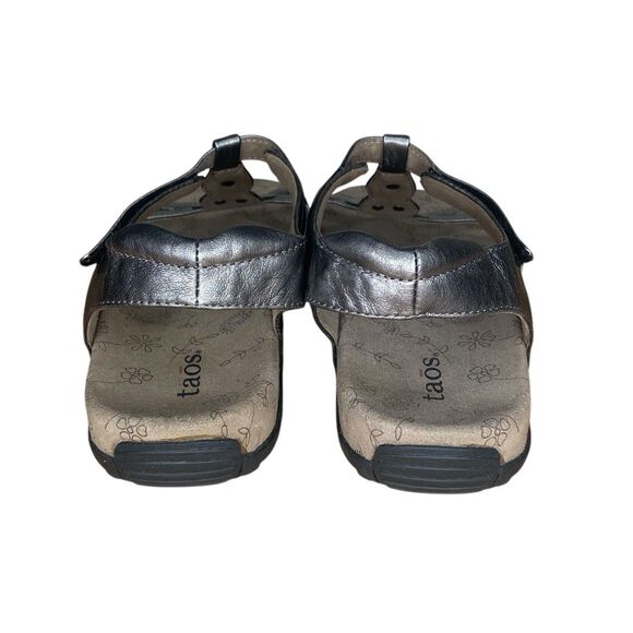 Taos Sandals Size 9 Treasure Metallic Silver Leather Adjustable T Strap Pewter - Picture 6 of 11